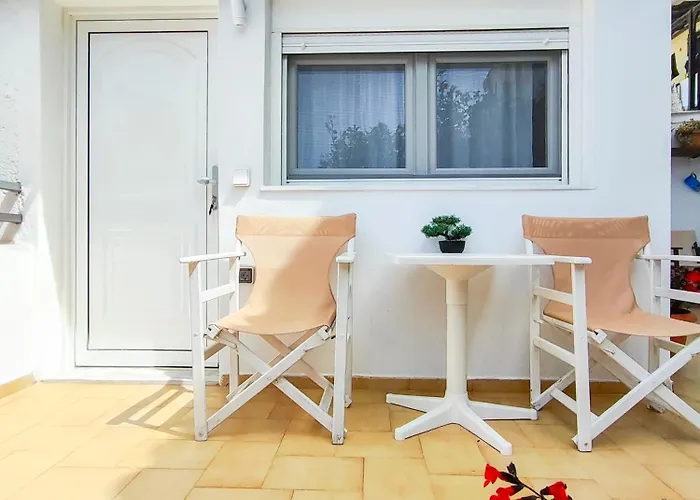 Al Mar בית הארחה 3*