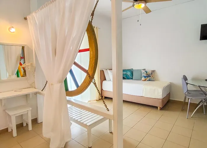 בית הארחה Al Mar 3*